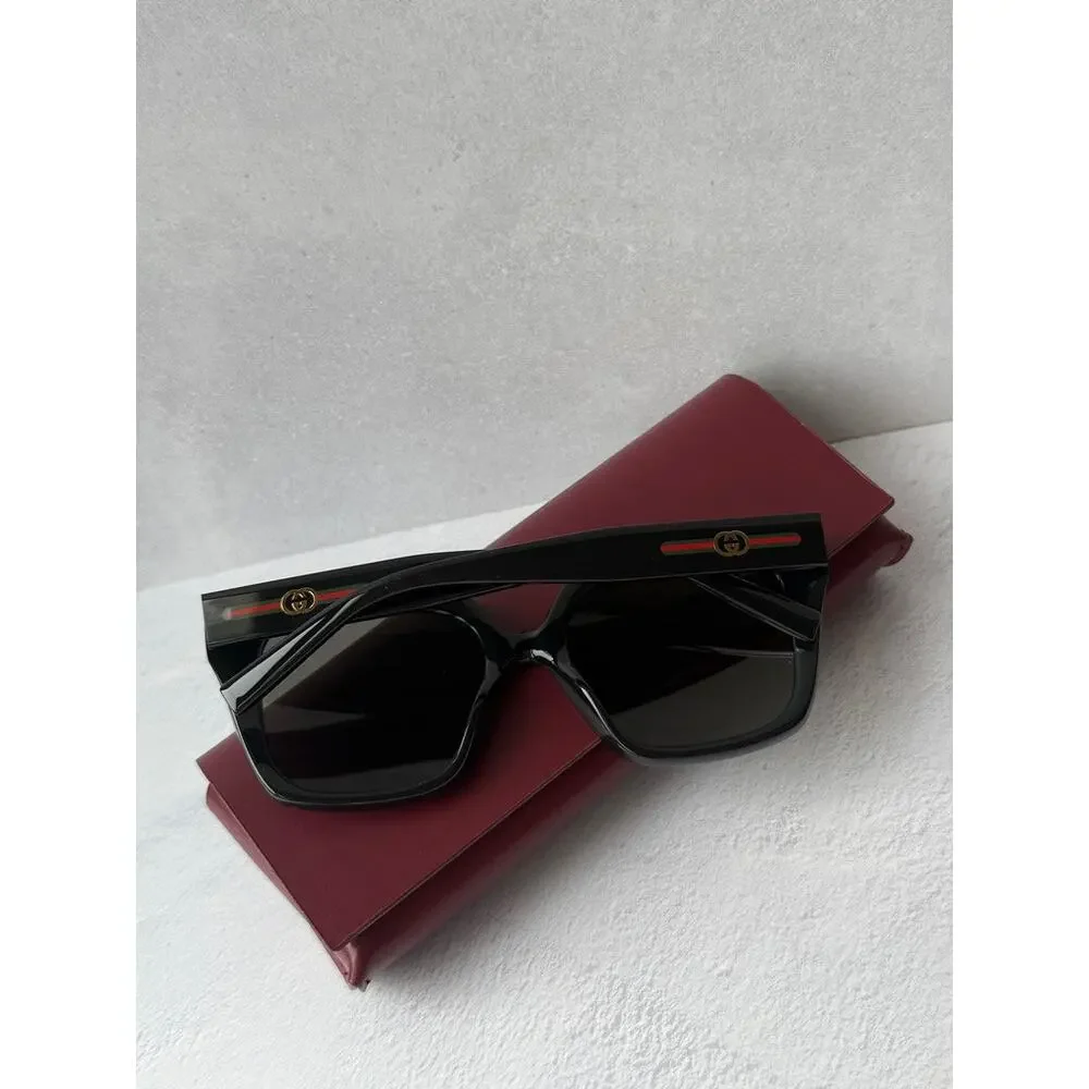NEW Gucci GG2102S Black Square Sunglasses